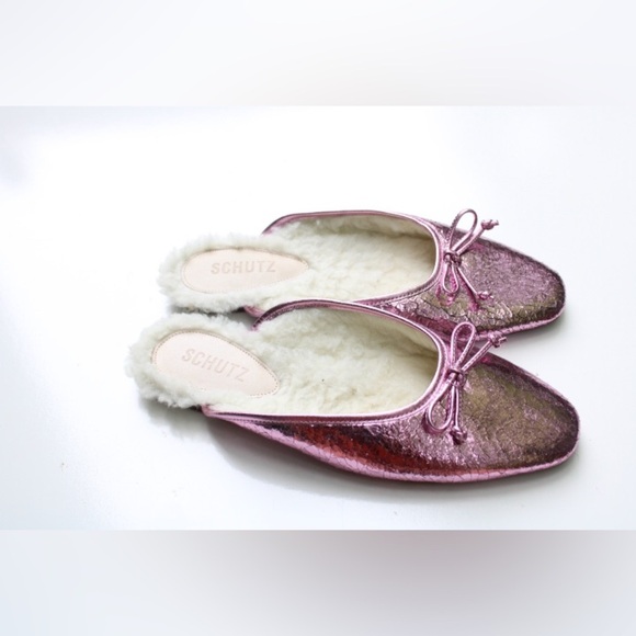 Schutz Evelin Shearling Mules - Picture 1 of 9